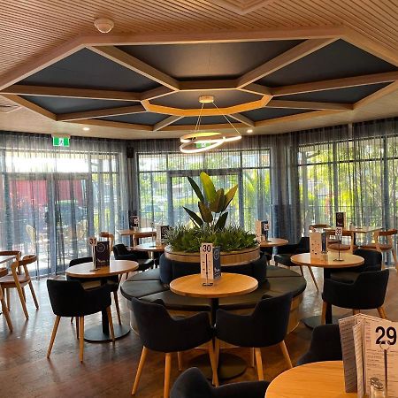 Meadowbrook Hotel Brisbane Loganlea Exterior photo